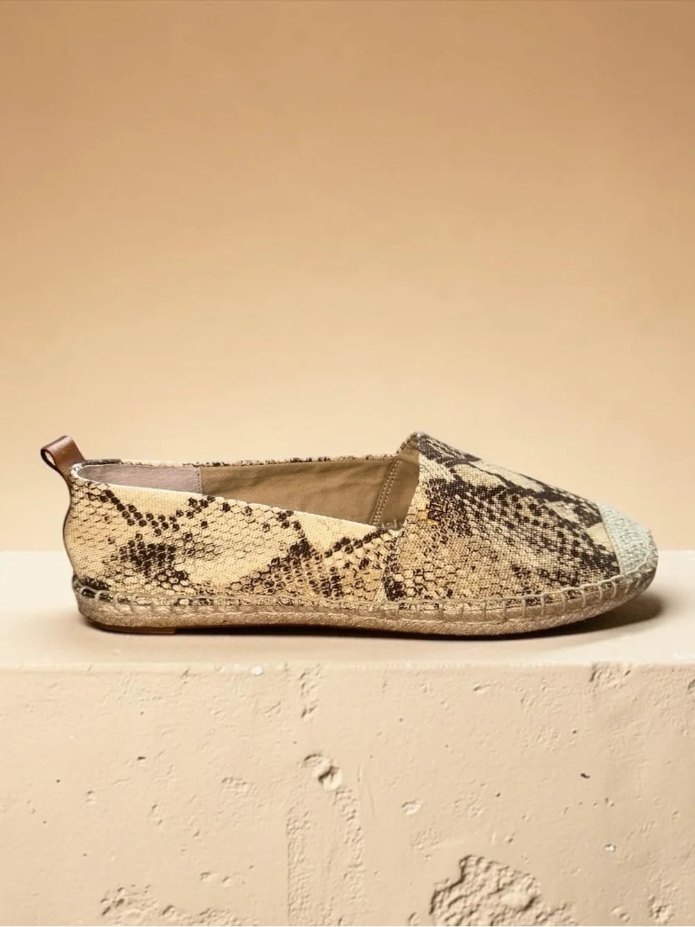 Lauren Ralph Lauren Espadrille Tan Snake-Print  Canvas Jute Sole Sz 9.5 Like New